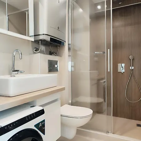 Le Moon Apartment