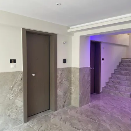 Le Moon Apartment